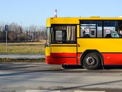 Opilý nezletilý mladík napadal v Budějovicích řidiče autobusu i kolemjdoucí