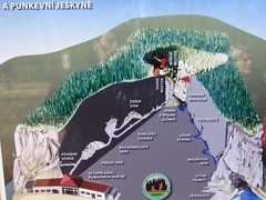 Tramplerovu Macochu si  lidé přečtou také v češtině