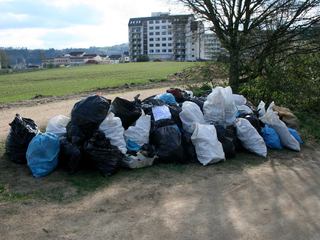 Na Berounsku se chystá 34 úklidových akcí. Sobotní Ukliďme Česko podpoří i sběr starých mobilů