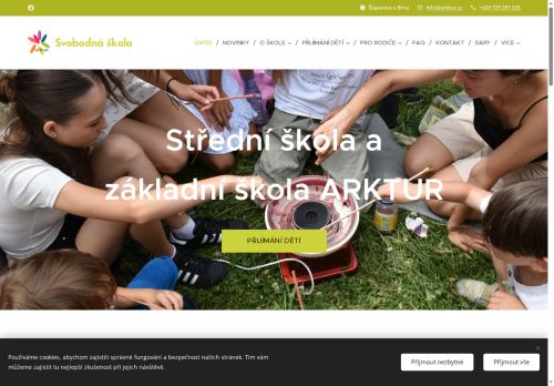 Webové stránky Střední škola a základní škola Arktur, Šlapanice